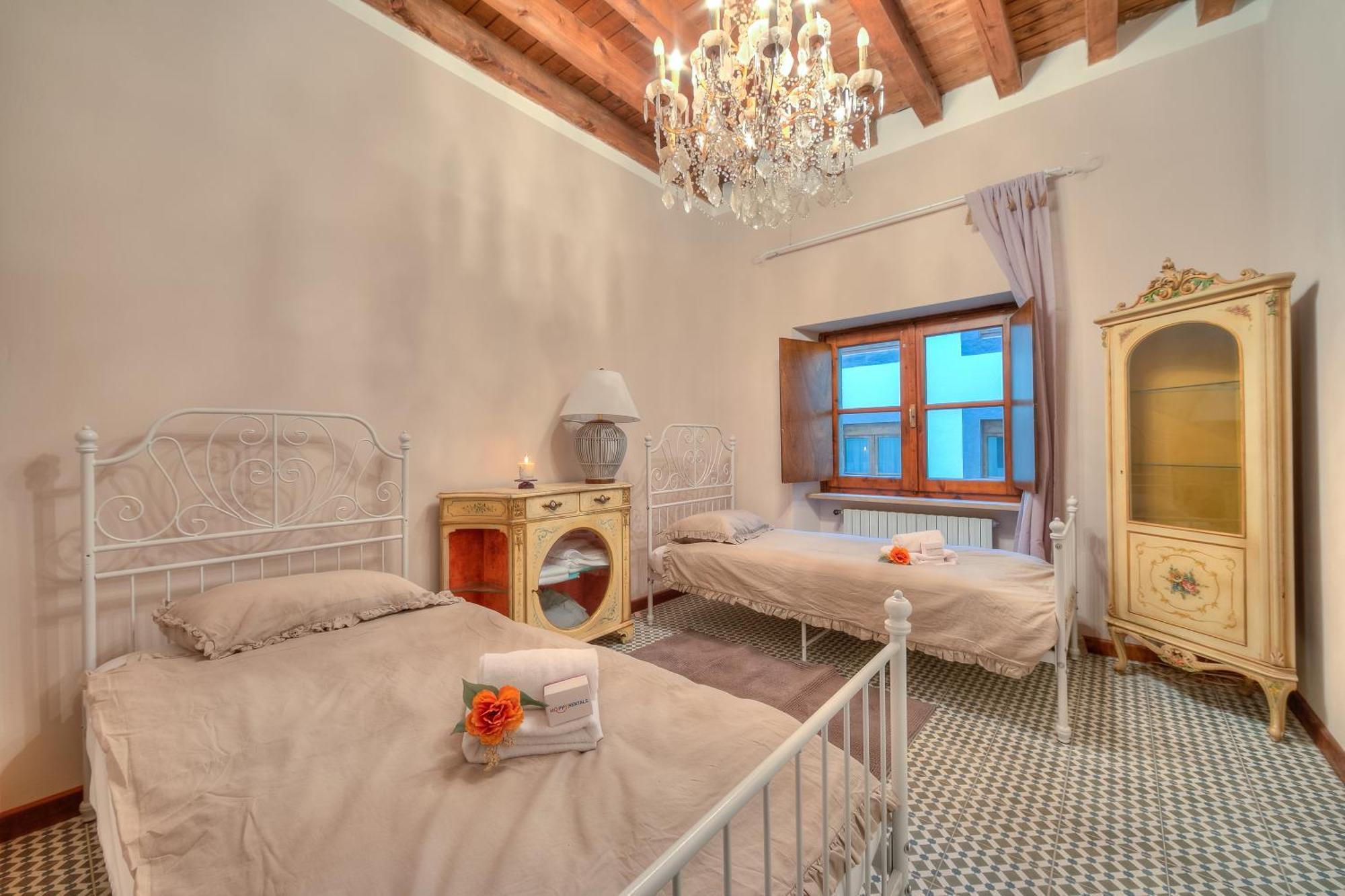 Laetitia Salo-Historic Center Near Lake - Happy Rentals Bagian luar foto
