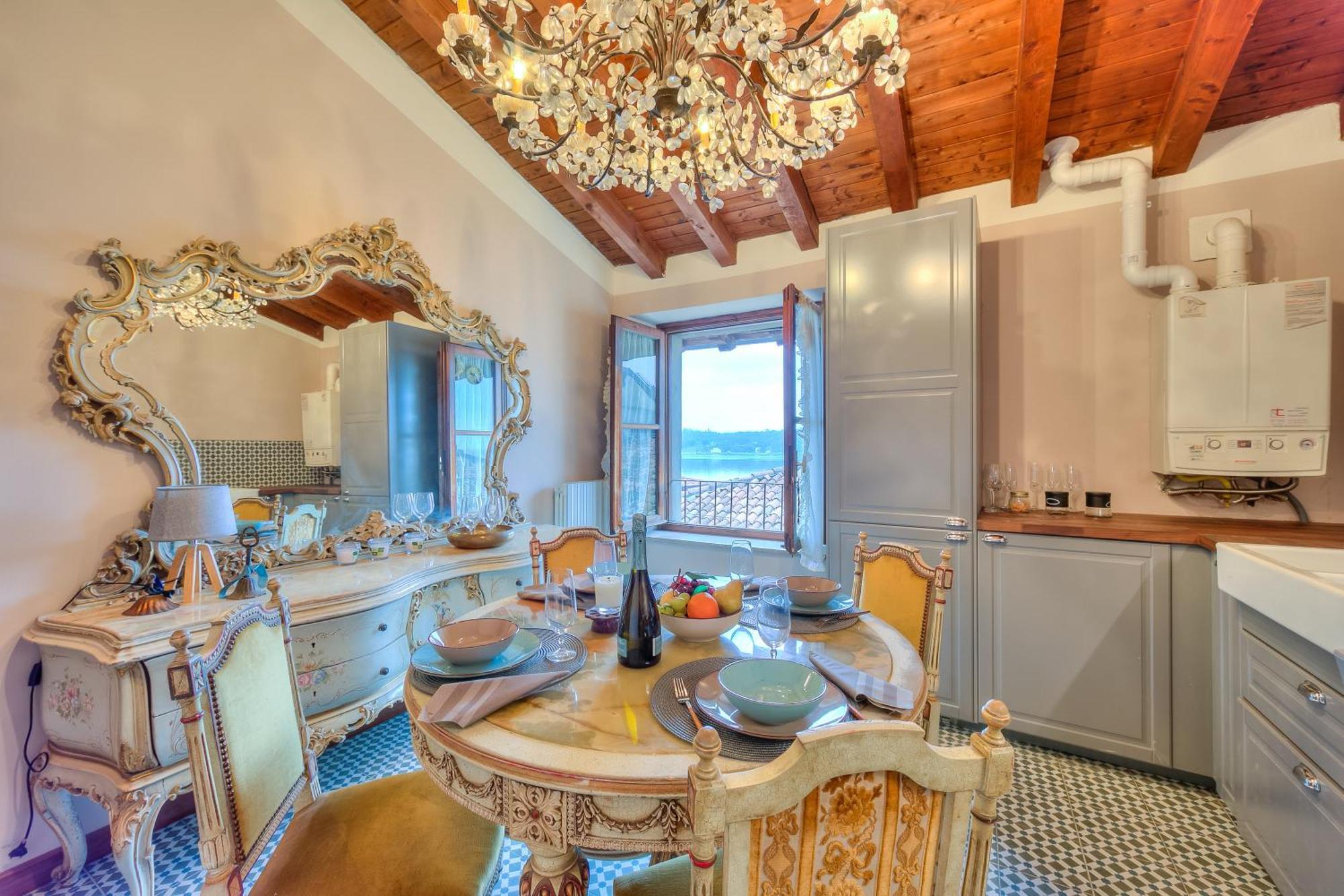 Laetitia Salo-Historic Center Near Lake - Happy Rentals Bagian luar foto
